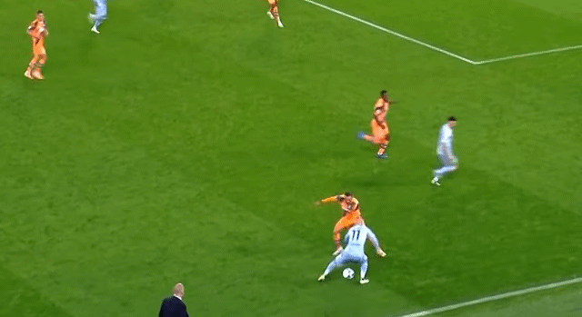 릴에서-왕놀이하던-코소보-메시-근황.gif-11-이미지