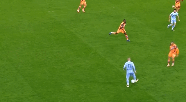 릴에서-왕놀이하던-코소보-메시-근황.gif-12-이미지