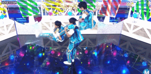 뭐라-형용할수없는-일본-아이돌-안무.gif-3-이미지