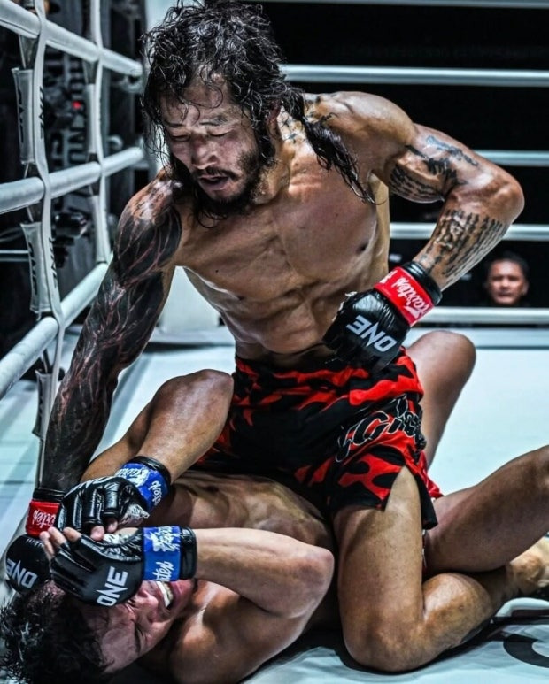 찐으로-시대를-초월하는-비주얼.JPG-3-이미지