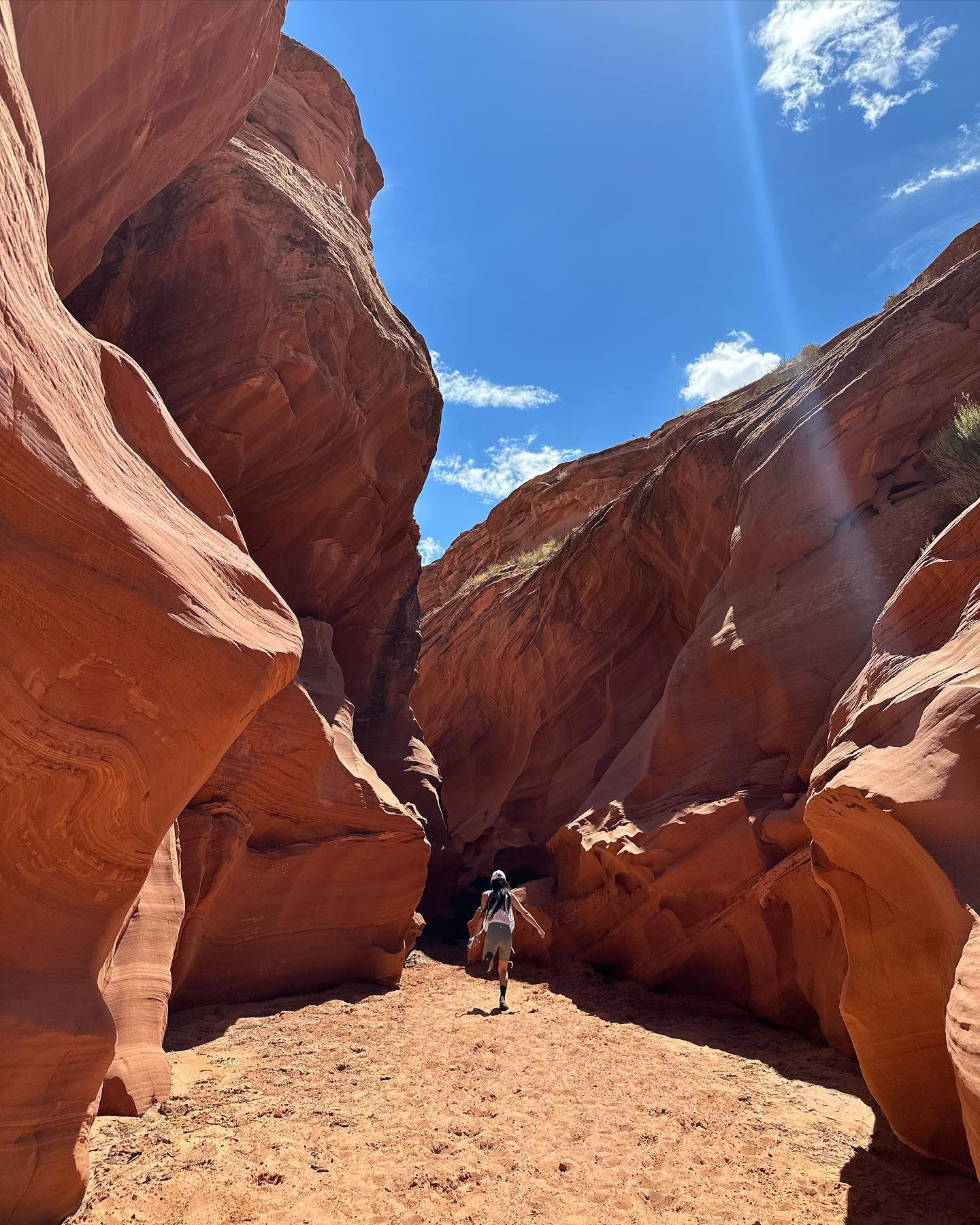 끝내주는-휴가-보내고-온듯한-블랙핑크-제니-20-이미지