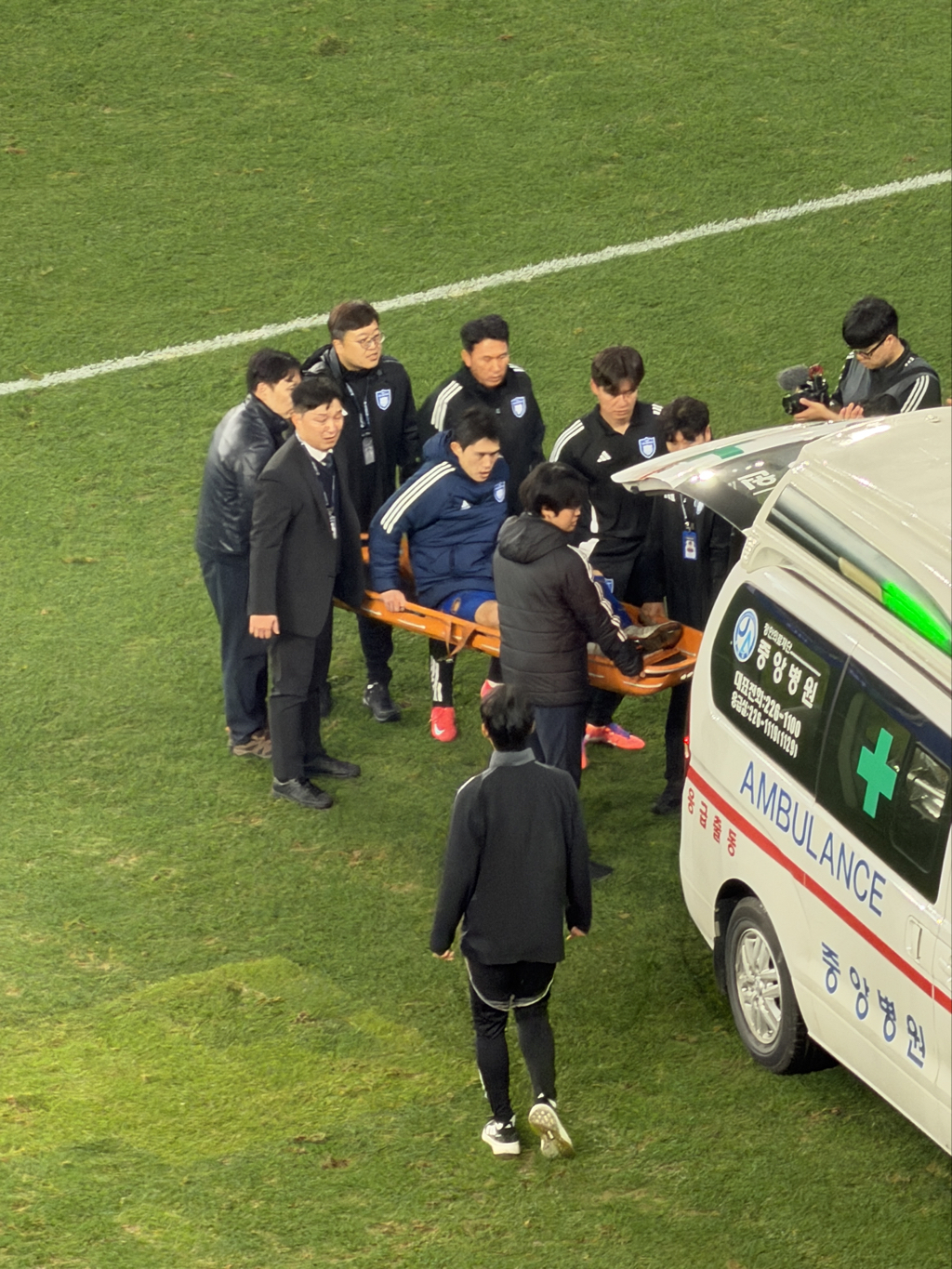 큰부상이-의심되는-이동경-1-이미지