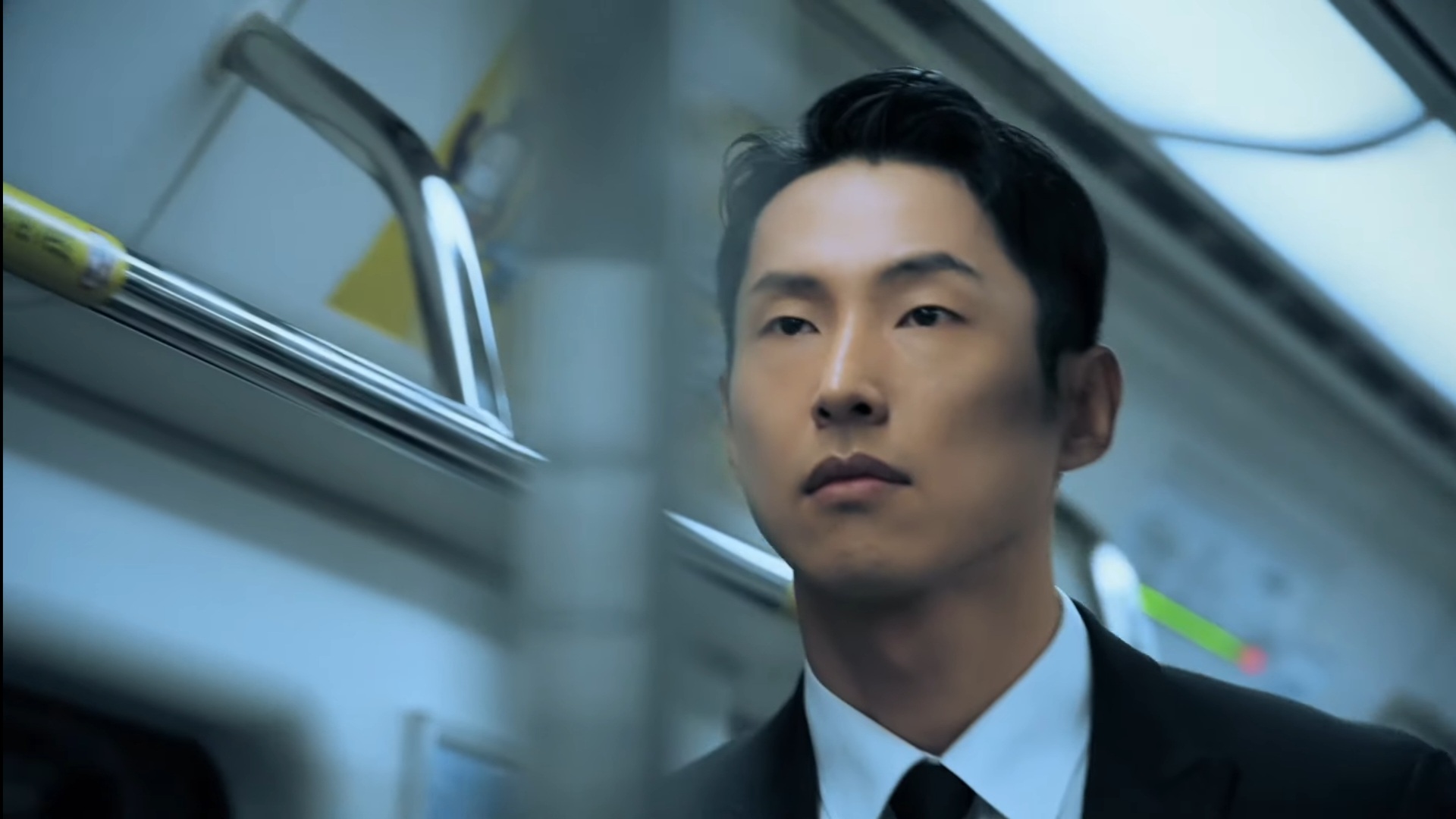 누구-아이디어인지-궁금한-지하철-공익광고-3-이미지