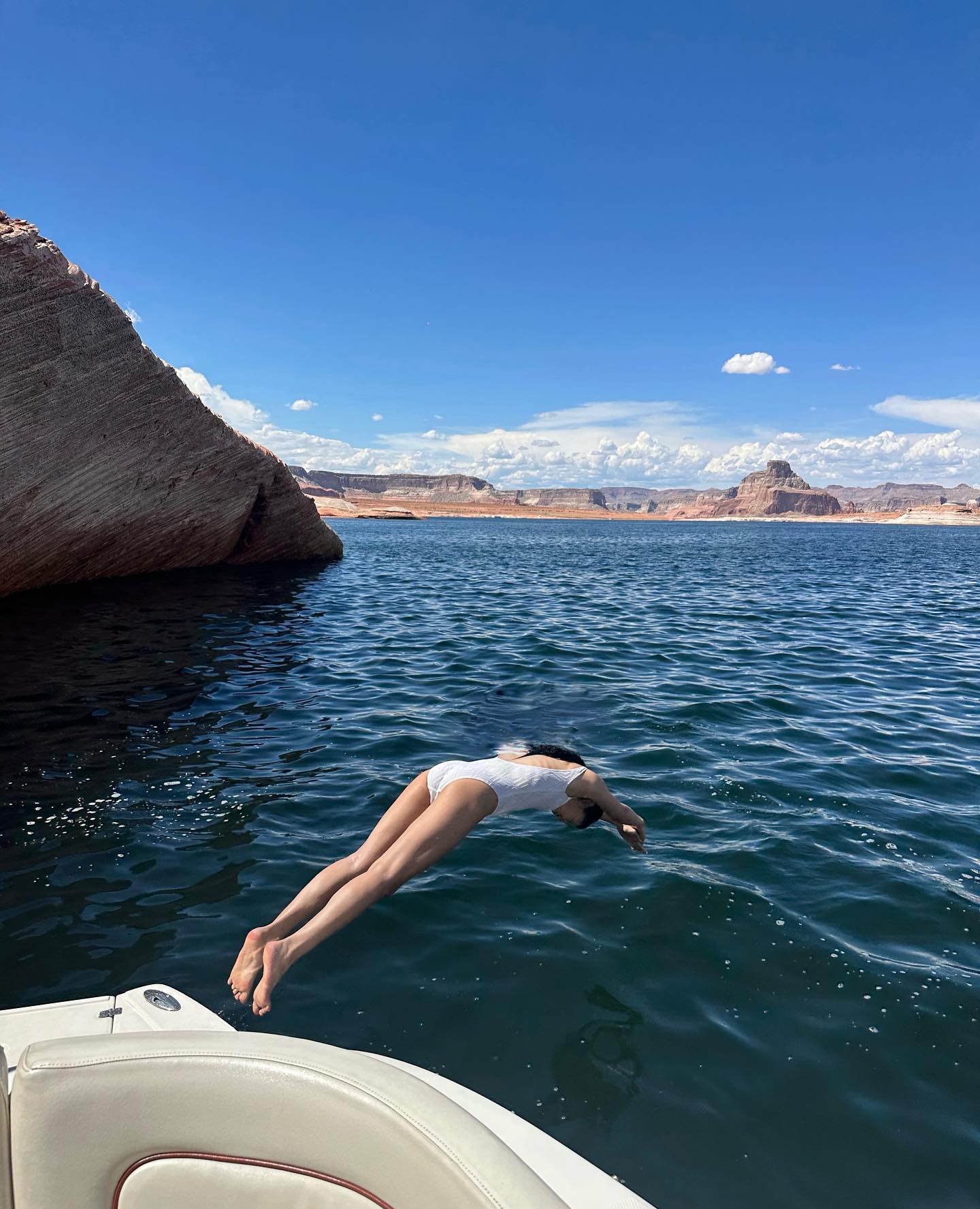 끝내주는-휴가-보내고-온듯한-블랙핑크-제니-35-이미지