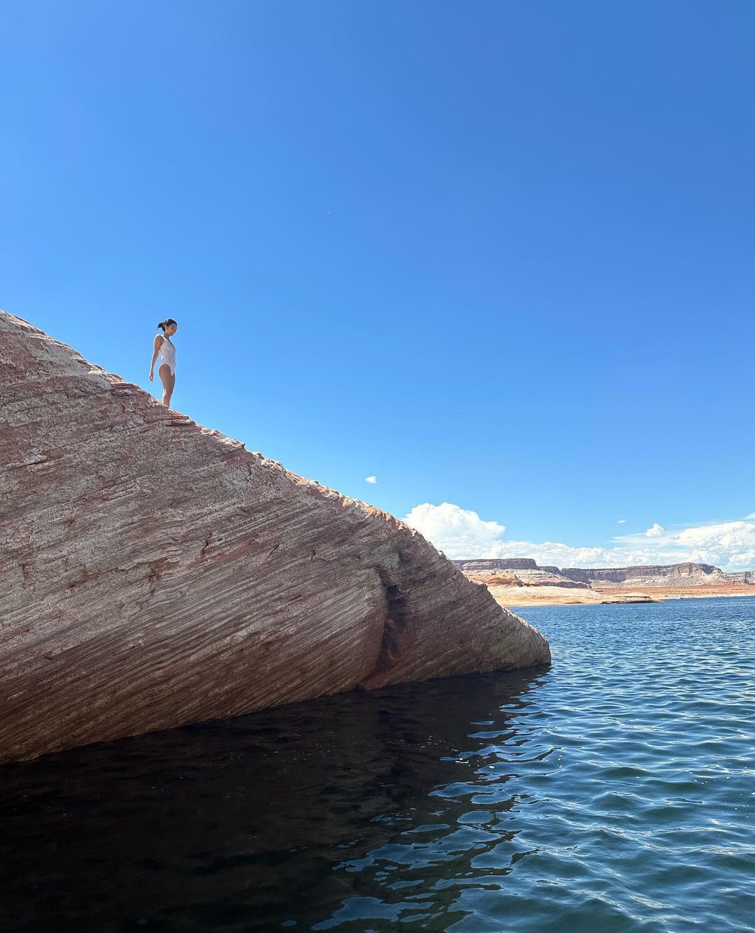 끝내주는-휴가-보내고-온듯한-블랙핑크-제니-34-이미지