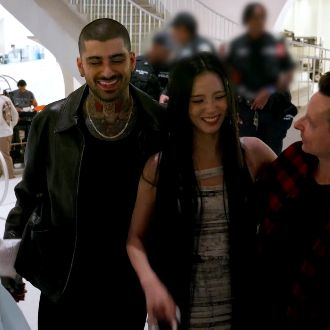 짹에서-반응-좋은-블핑-지수-&-제인-말리크-투샷들.JPG-7-이미지