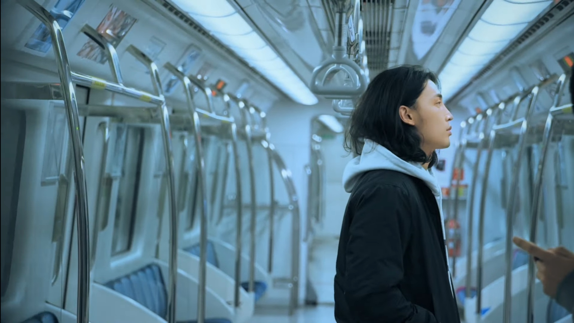 누구-아이디어인지-궁금한-지하철-공익광고-2-이미지