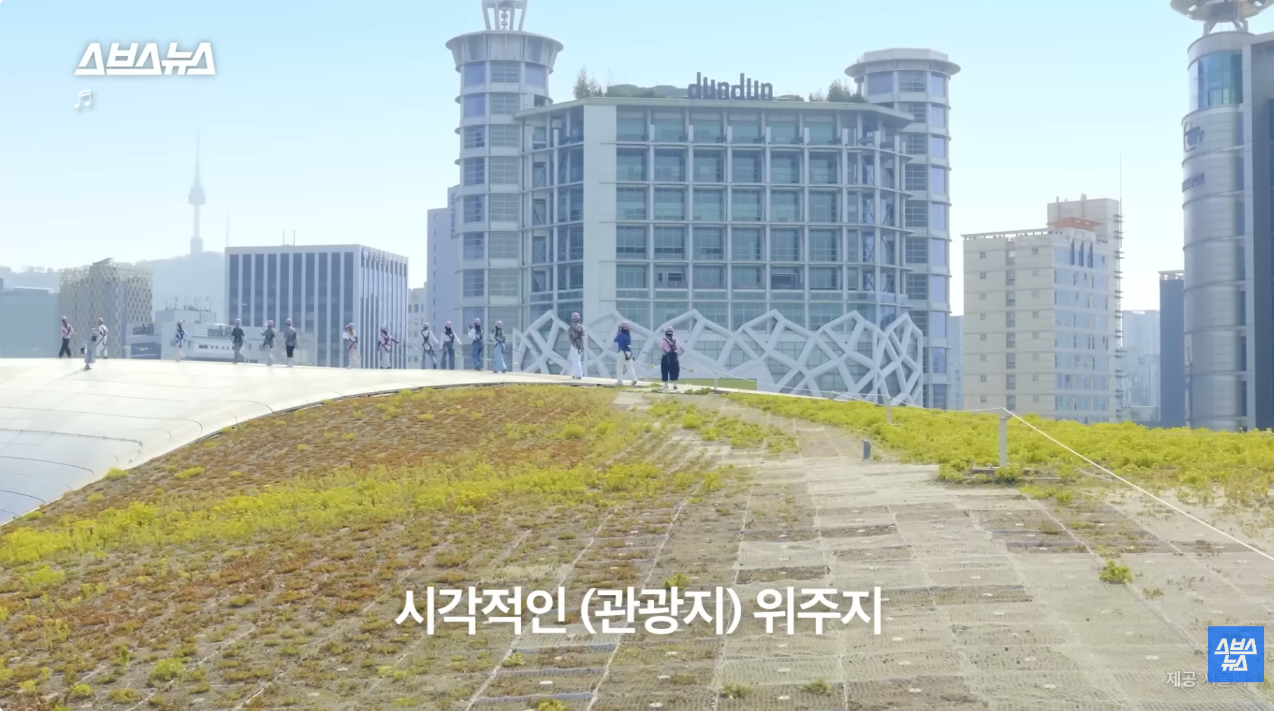 올해-방문객-2천만-예상,-디자인-명소로-바뀐-DDP-근황-31-이미지