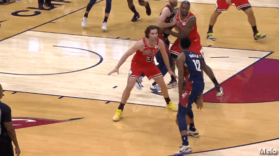 기디-발목을-제대로-박살낸-디안드레-헌터-앵클브레이킹-ㄷㄷㄷㄷ.gif-3-이미지