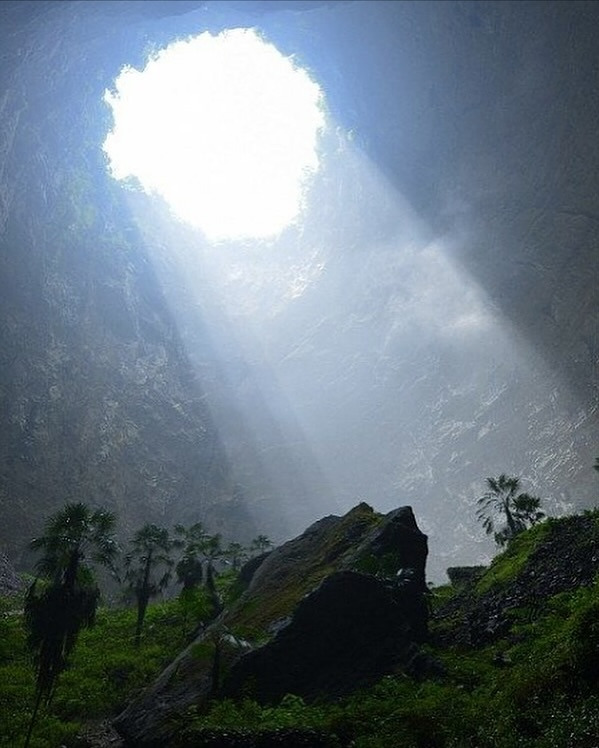 중국-씽크홀-원시림-2-이미지
