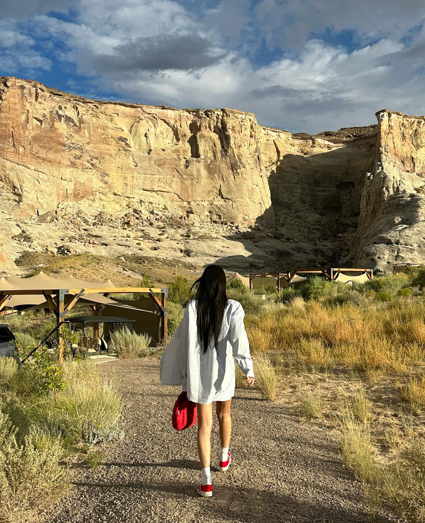 끝내주는-휴가-보내고-온듯한-블랙핑크-제니-0-이미지