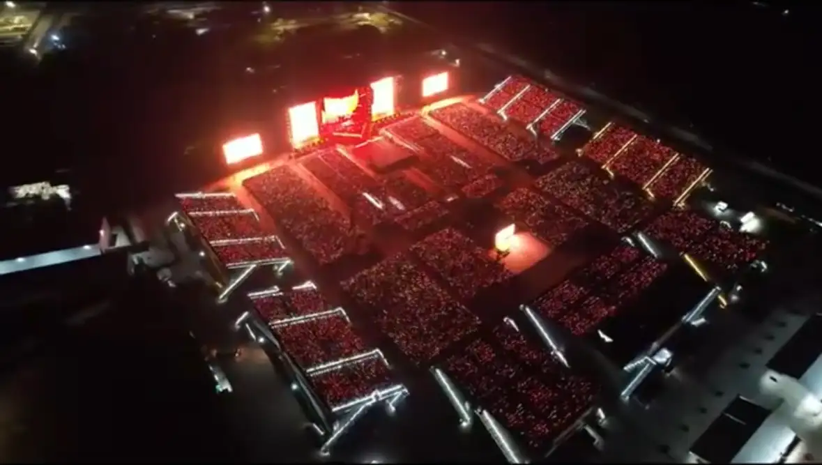 지디-베트남-콘서트-적당히-모인-사람들-1-이미지