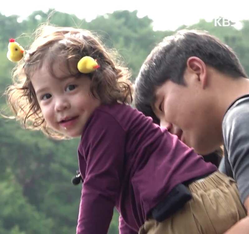 [슈돌]-숨막히게-귀여웠던-어제-건후-패션ㅋㅋㅋㅋㅋ-5-이미지