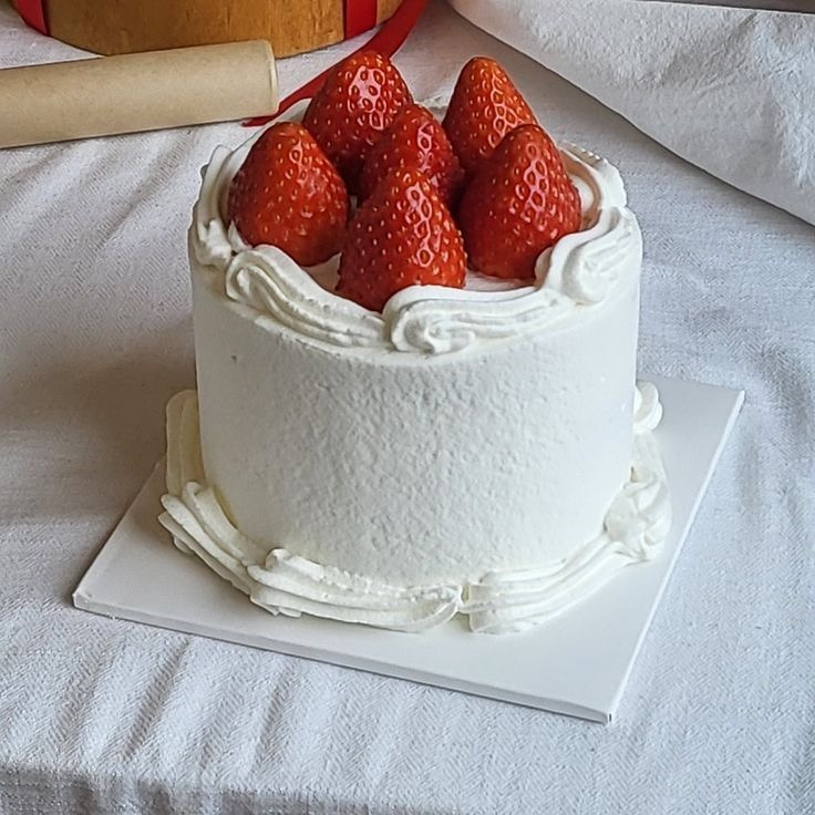 크리스마스-케이크-‘디자인’만-보면-호텔꺼보다-영세가-더-취향인-여시들의-달글-29-이미지