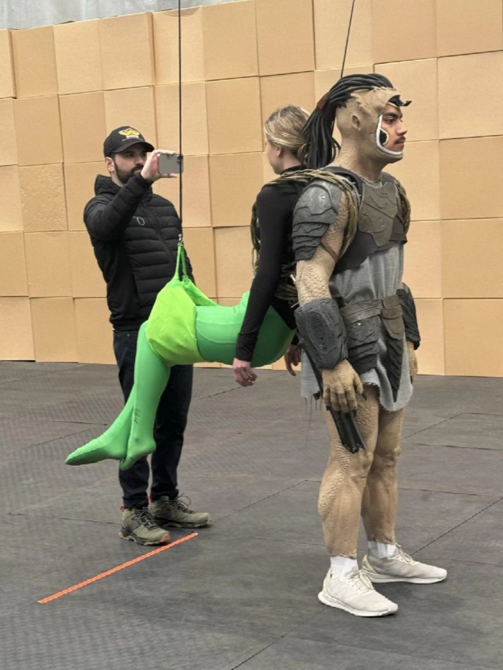 영화-＜프레데터---죽음의땅＞-촬영-사진들-13-이미지