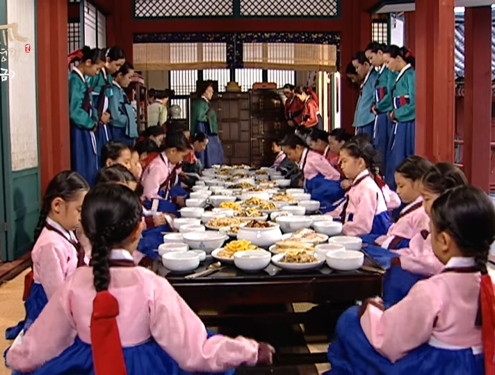 홍시-맛이-그냥-나니까-두번-말하게-하지말라고-2-이미지