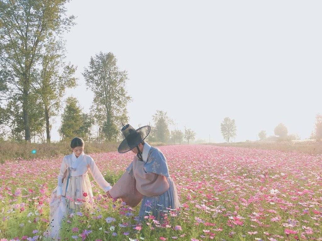 애기때부터-전국민이-성장과정을-지켜봐온-연예인.jpgif-23-이미지