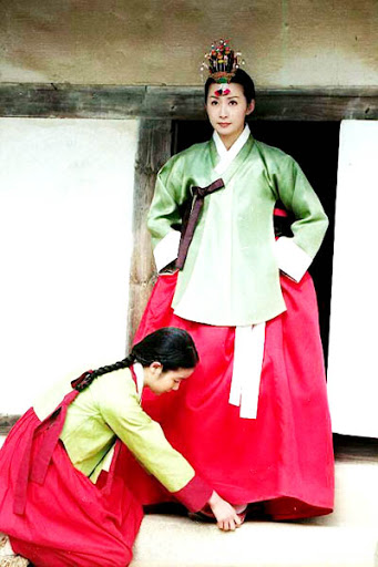 뉴진스-민지가-댕기를-맨-방식-8-이미지