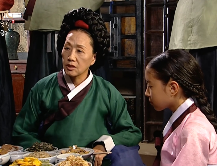 홍시-맛이-그냥-나니까-두번-말하게-하지말라고-8-이미지