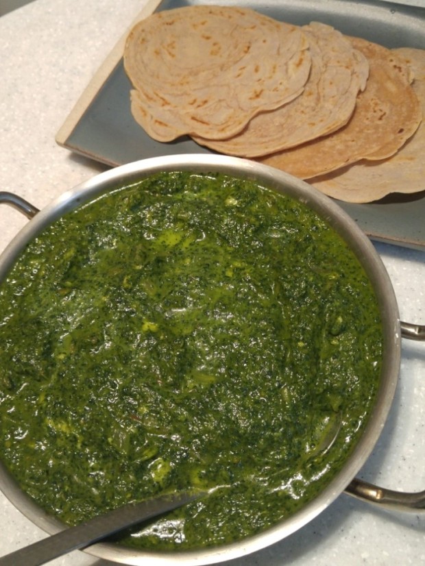 비주얼-쉽지-않은데-맛은-있다는-시금치-카레.gif-3-이미지