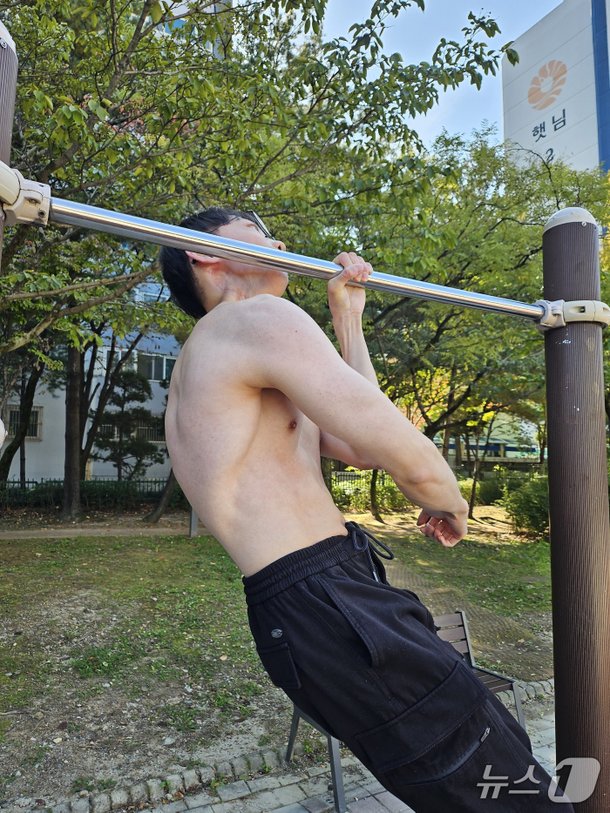 국내-턱걸이-챔피언-김동호군-3-이미지