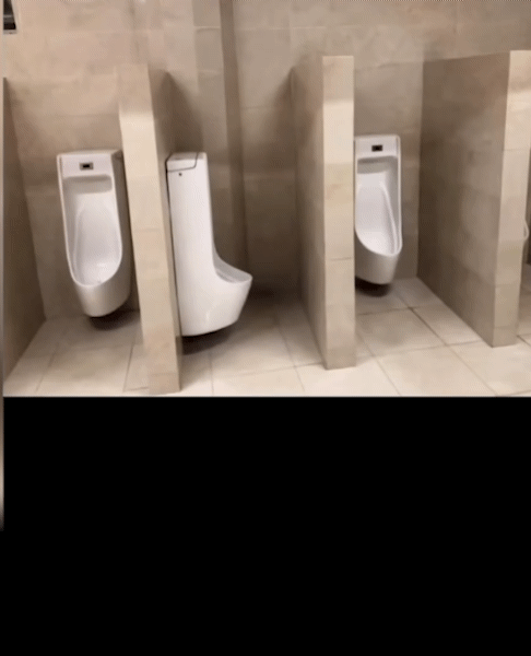 민망한-시선이-느껴질-수-있는-화장실-0-이미지