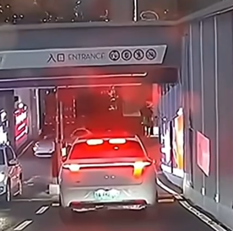 지각-사유-레전드-0-이미지