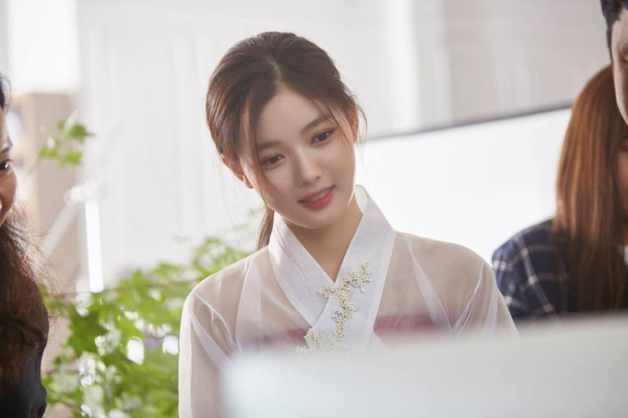 애기때부터-전국민이-성장과정을-지켜봐온-연예인.jpgif-22-이미지