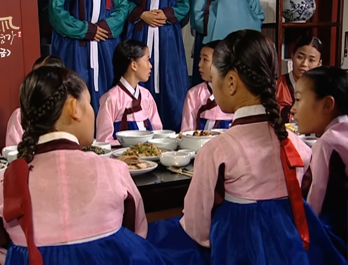 홍시-맛이-그냥-나니까-두번-말하게-하지말라고-23-이미지