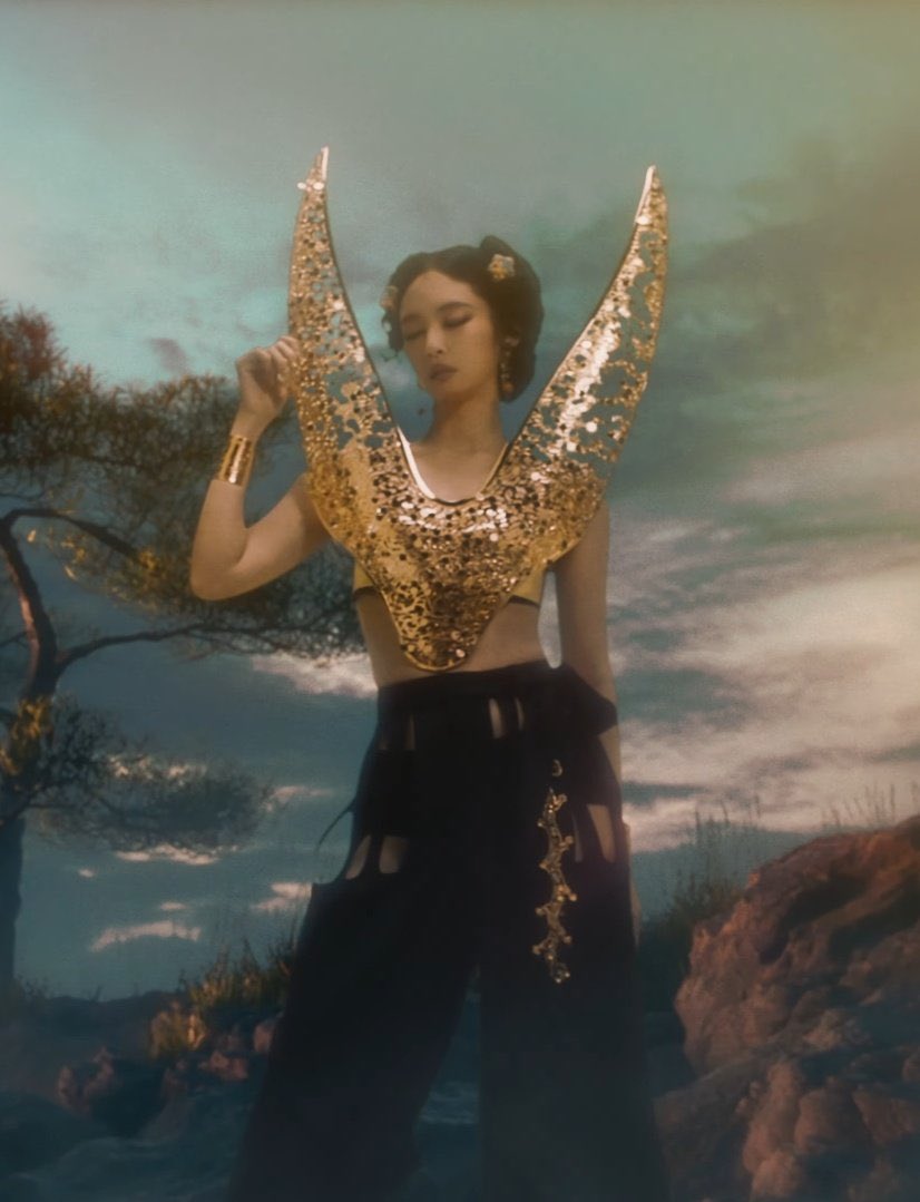 신라시대-"원화"가-된-블랙핑크-제니---ZEN-6-이미지