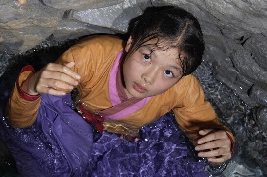 애기때부터-전국민이-성장과정을-지켜봐온-연예인.jpgif-11-이미지