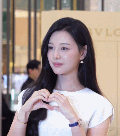 251107-불가리-행사-김지원.jpgif-11-이미지