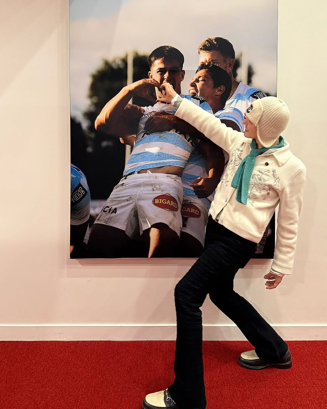 다시-예전처럼-다양하게-스타일링해서-입기-시작해-팬들한테-반응좋은-지드래곤-사복-근황.jpg-13-이미지