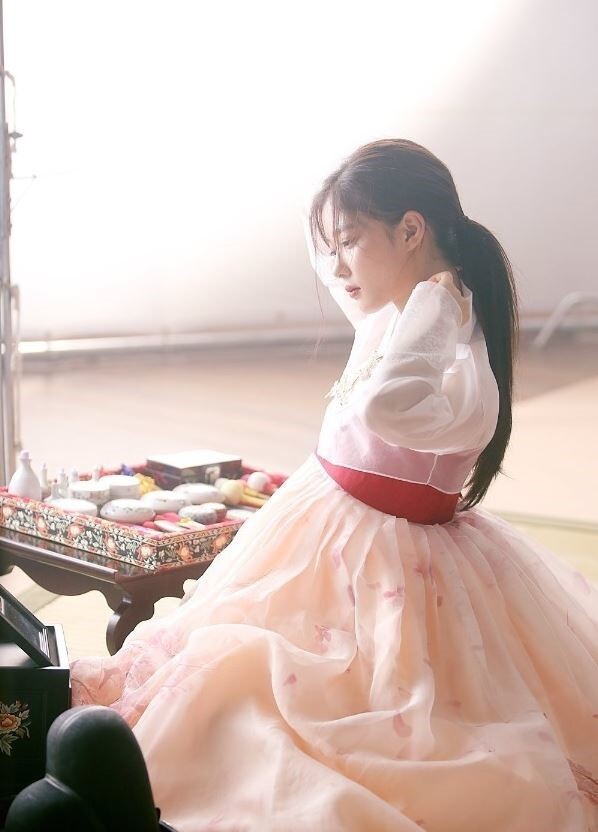 애기때부터-전국민이-성장과정을-지켜봐온-연예인.jpgif-21-이미지