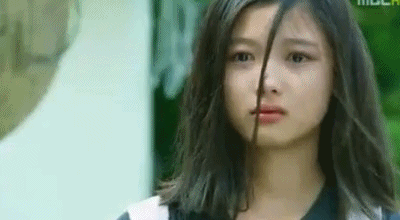 애기때부터-전국민이-성장과정을-지켜봐온-연예인.jpgif-15-이미지