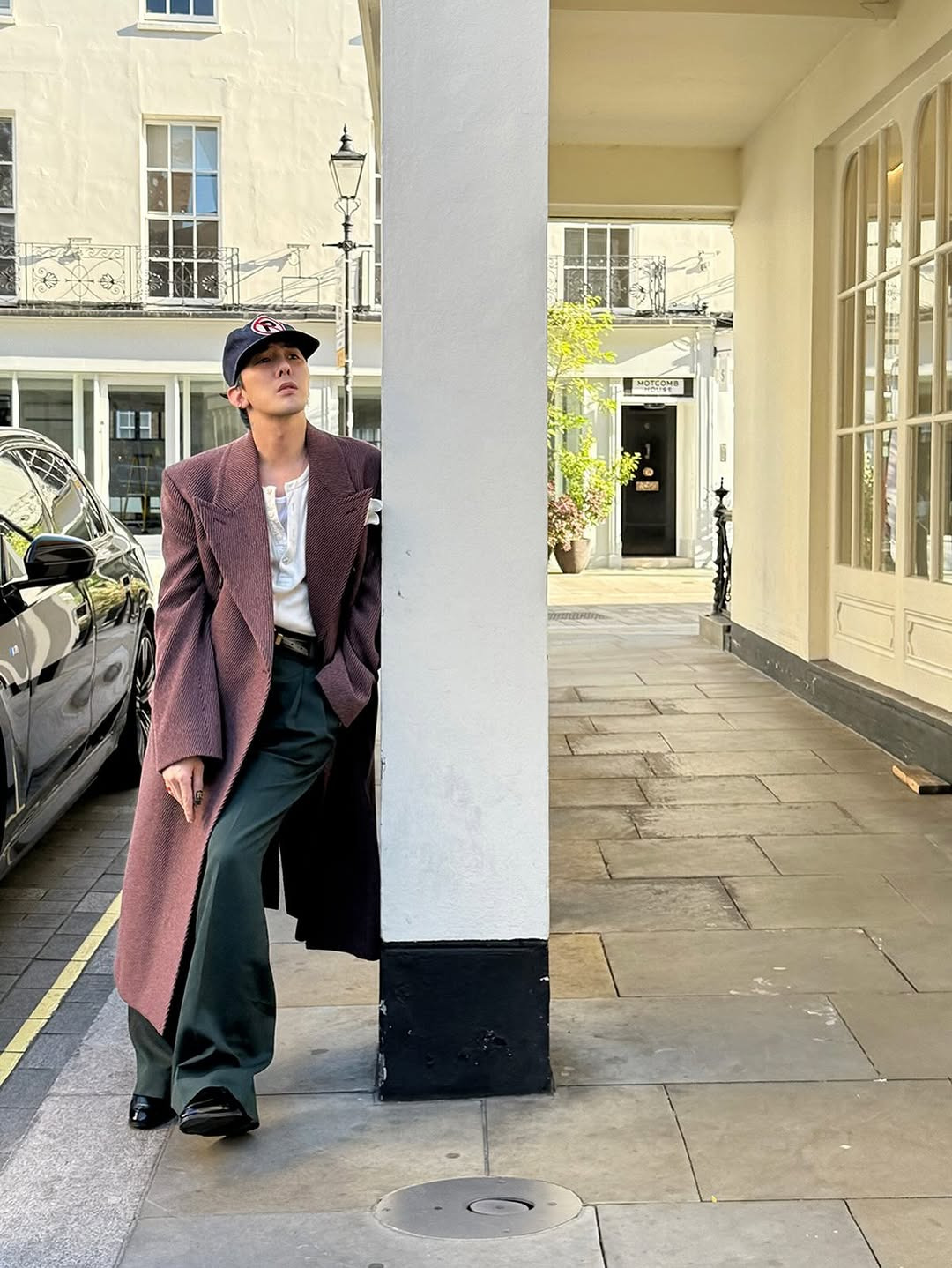 다시-예전처럼-다양하게-스타일링해서-입기-시작해-팬들한테-반응좋은-지드래곤-사복-근황.jpg-41-이미지