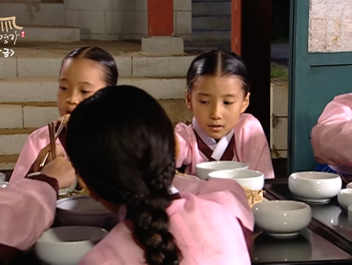 홍시-맛이-그냥-나니까-두번-말하게-하지말라고-21-이미지