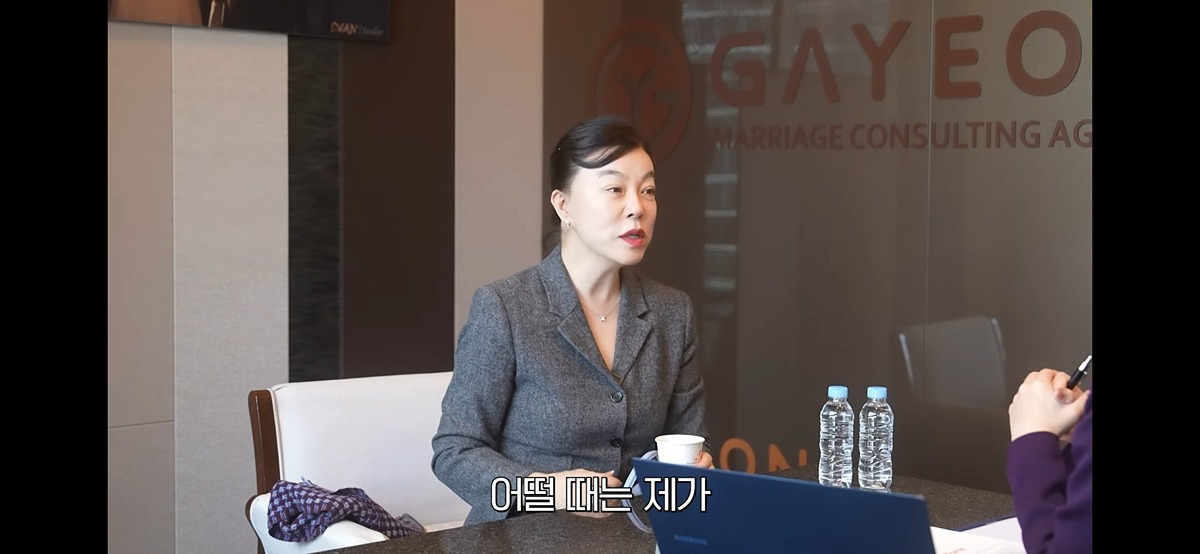 혼자-사는-게-너무-좋아서-가끔-자다가도-웃는다는-최화정.jpg-14-이미지