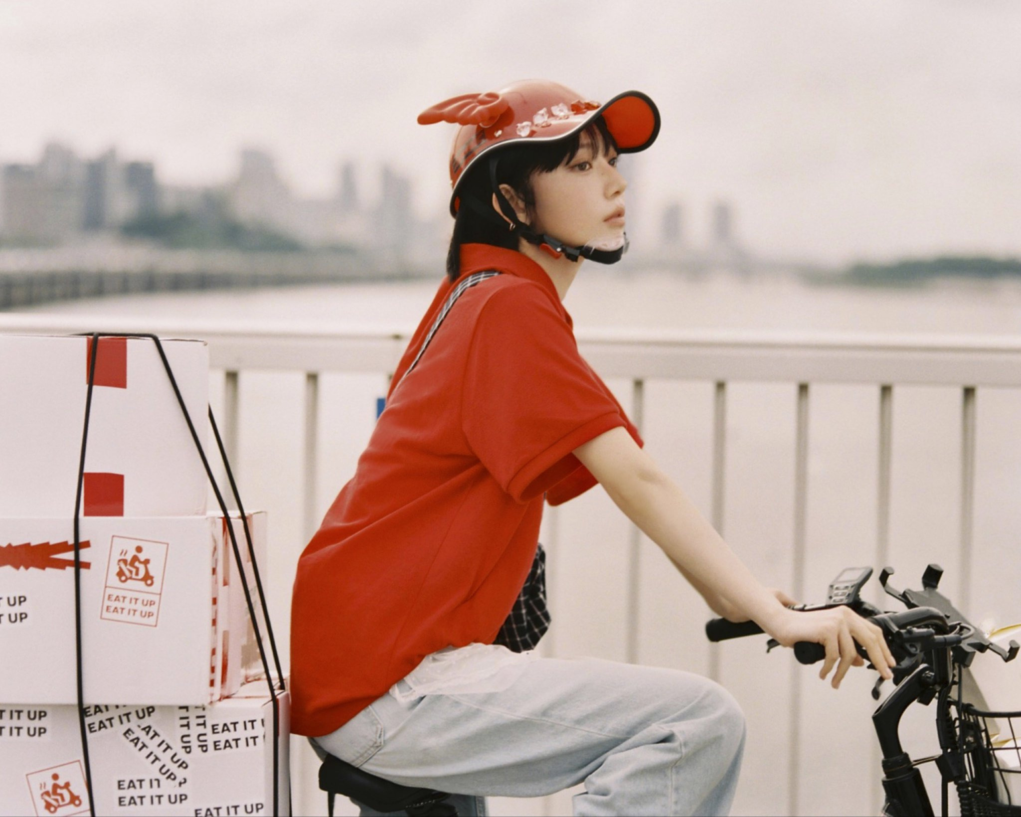 “한국팬들-선택이-옳았다”-소리-나오는-르세라핌-스파게티-막방-의상📦🛵-14-이미지