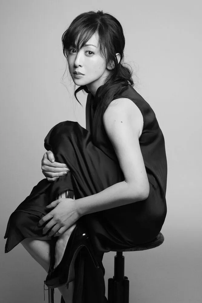 만나는-남자마다-유부남이어서-이미지가-추락했던-일본-여자연예인-39-이미지