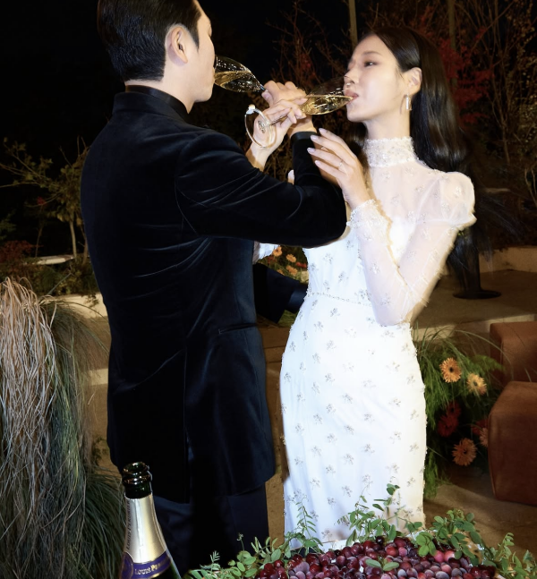 '나솔'-22기-옥순♥경수,-결혼식-사진-대방출…-화보-뺨치는-웨딩-사진에-"영혼-갈아-넣어"-7-이미지