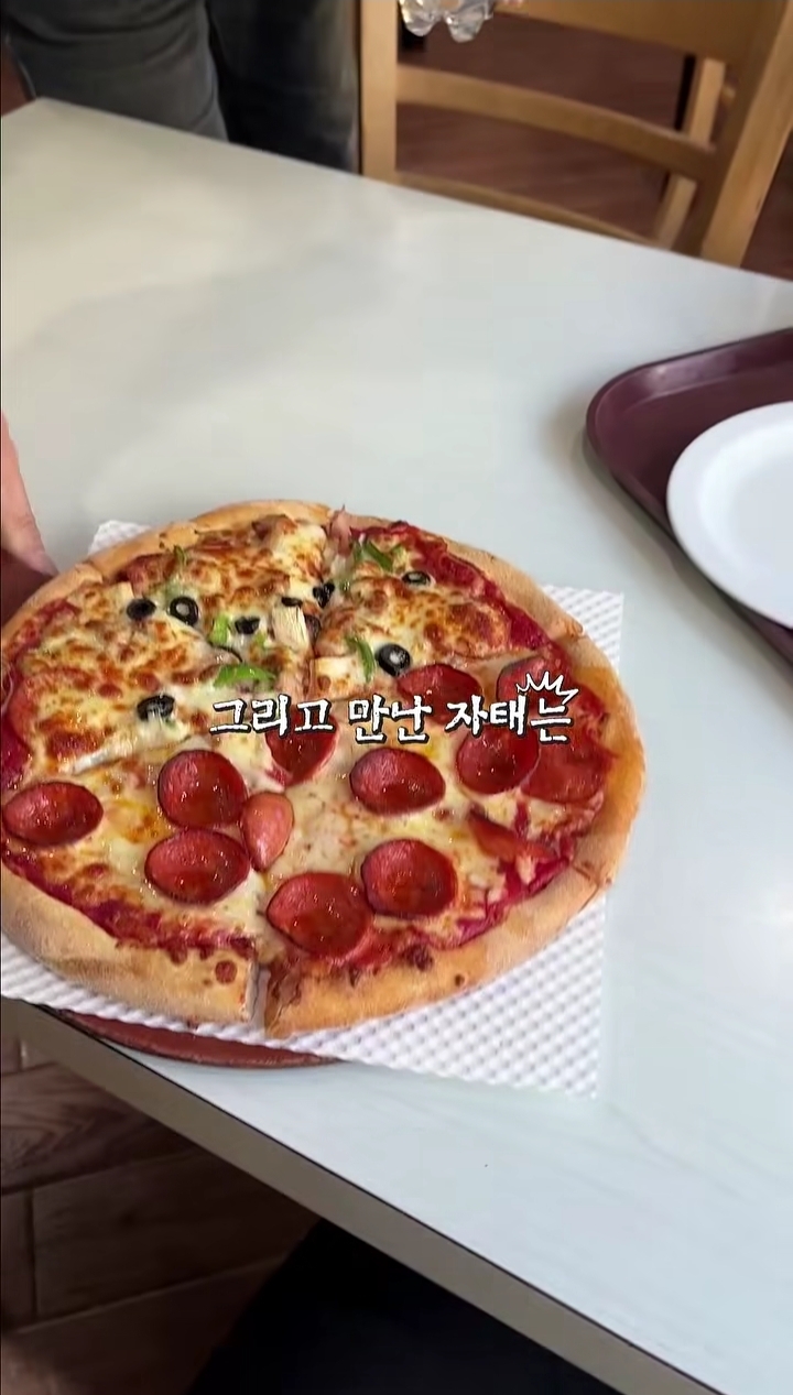 11,900원에-피자-1판+치즈오븐-스파게티+-음료수-500ml-+-갈릭소스(무료)-2-이미지