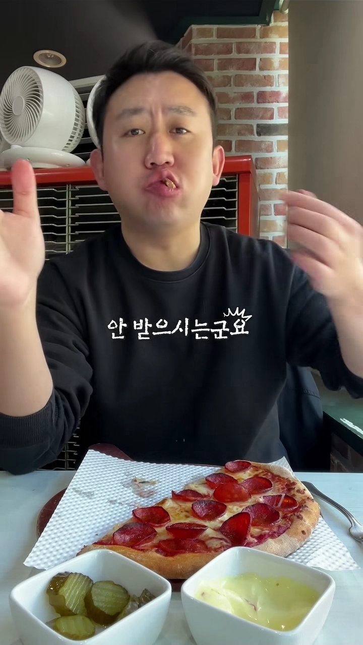 11,900원에-피자-1판+치즈오븐-스파게티+-음료수-500ml-+-갈릭소스(무료)-10-이미지