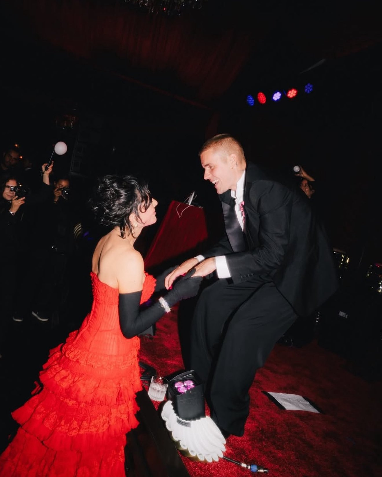 LA-셀럽들-다-모인-크리스-제너-70번째-생일파티-5-이미지