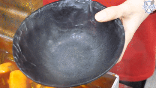 바로-뽑아-만든-가래떡-떡볶이.gif-2-이미지