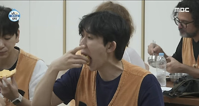 [나혼자산다]-절에서-입-터진-코드쿤스트-15-이미지