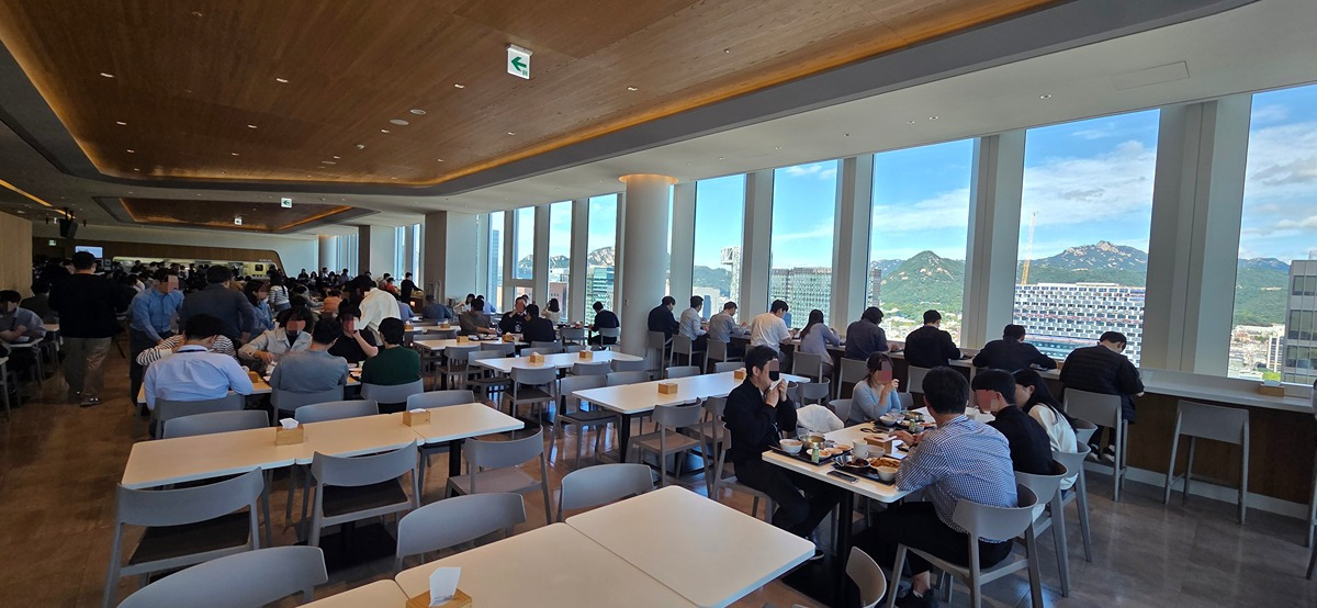 뷰맛집이라는-한화-본사-구내식당.jpg-2-이미지