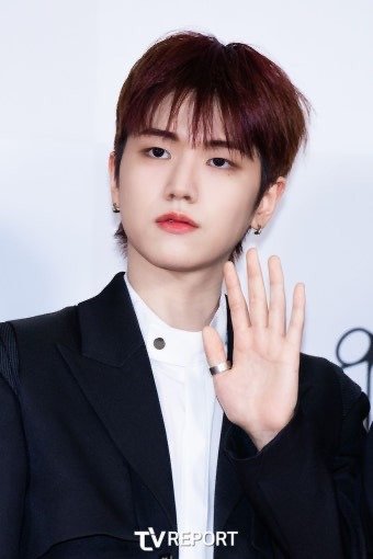 몸무게가-48kg인-남자아이돌-0-이미지