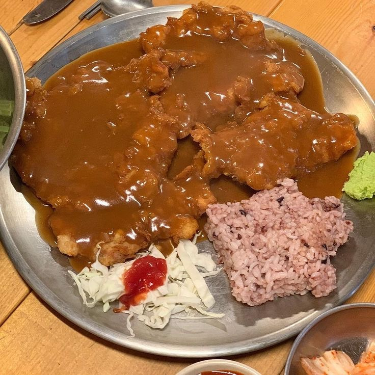 돈까스는-자고로-경양식이야-4-이미지