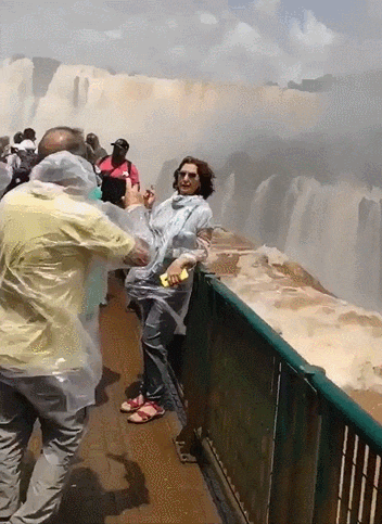 폭우가-지나간-뒤-이과수-폭포-0-이미지